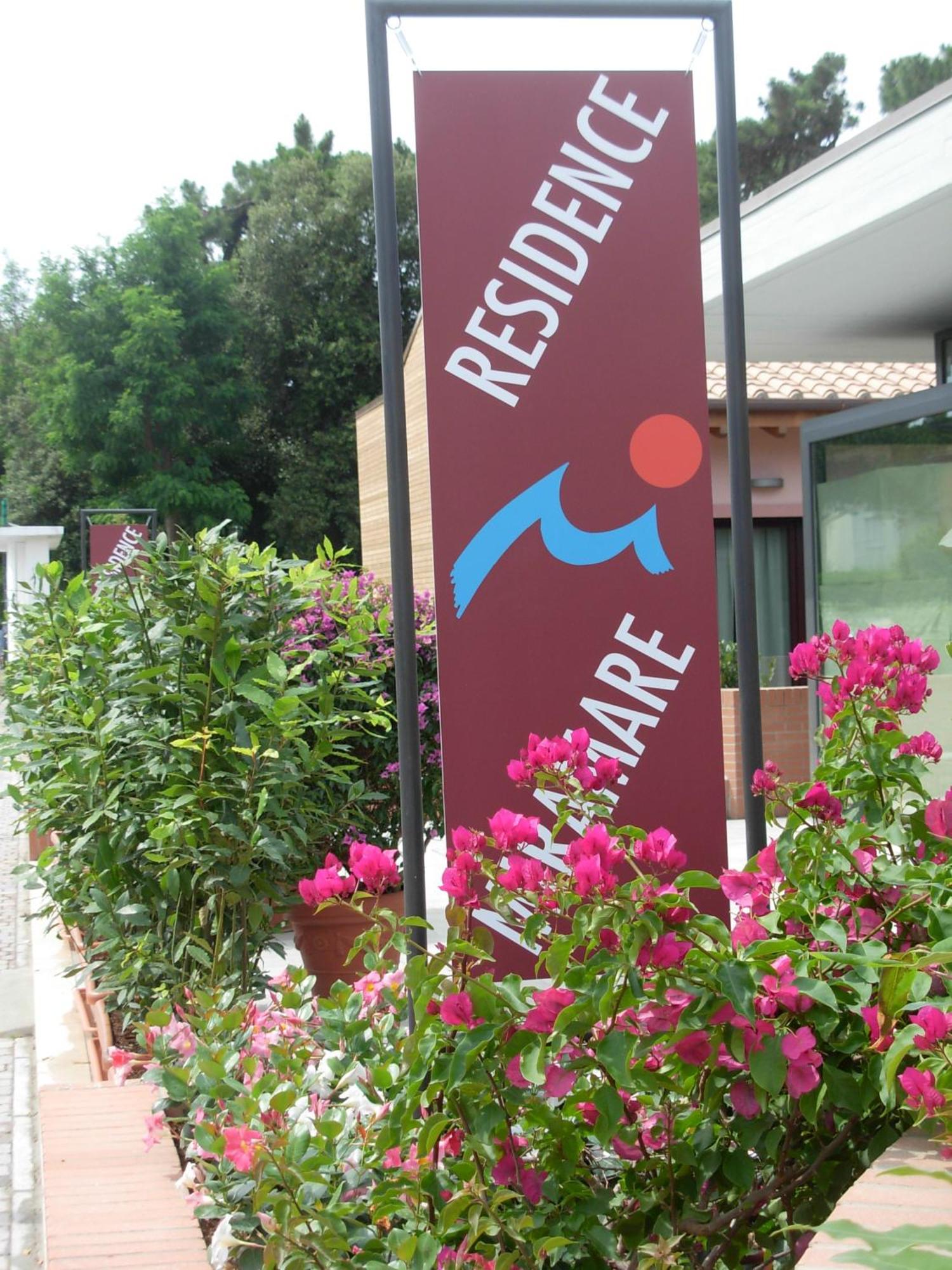 Miramare Resort Tirrenia Εξωτερικό φωτογραφία